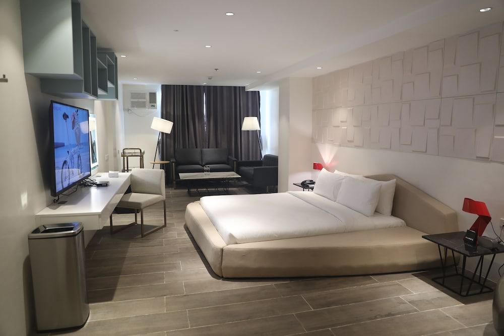 City Park Hotel Residences Taguig Exterior photo