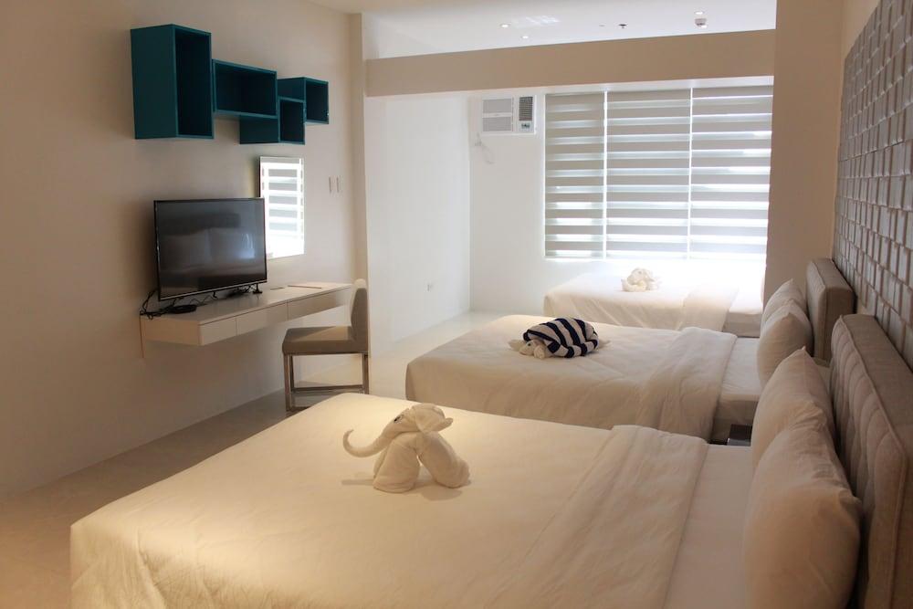 City Park Hotel Residences Taguig Exterior photo