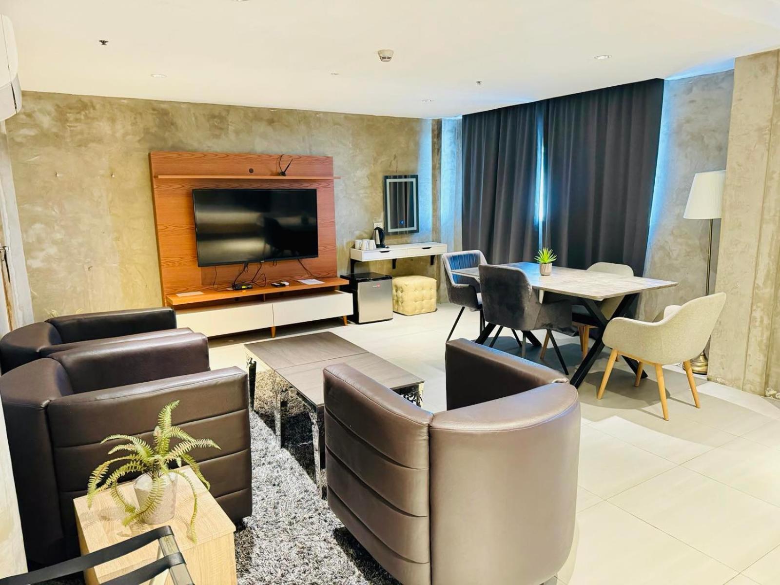 City Park Hotel Residences Taguig Exterior photo